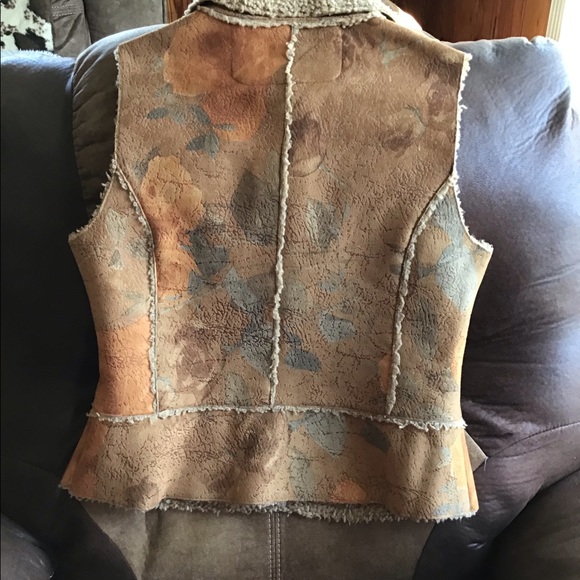 Western Vest - Picture 2 of 4